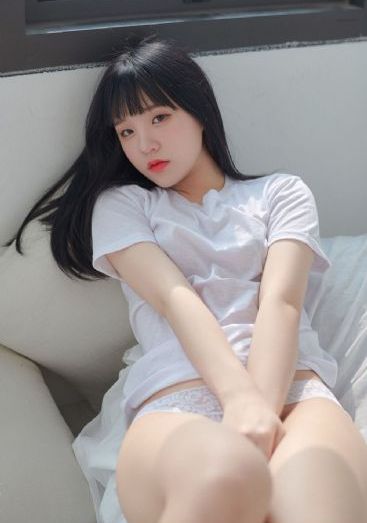 两个男人用舌头舔我下面_蓝光免费在线观看