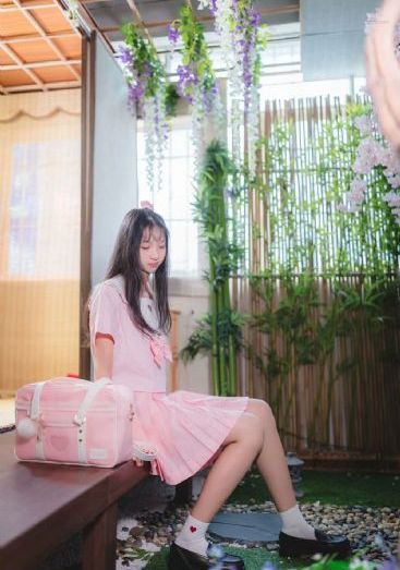高清女同一区二区播放_1080P电影完整版