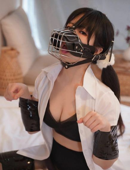 国产综合久久精品美女_剧情片高清视频观看
