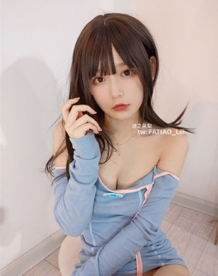 欧美混血妆容教程图解_1080P高清在线观看