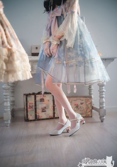 欧美多男操一女_BD韩语高清在线