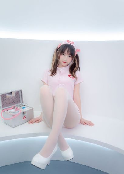 欧美风的大衣怎么配_4K电影全集观看