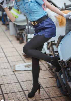 欧美森林系女孩头像_4K手机免费观看完整