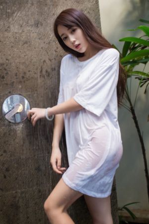 国产销量第一的液晶电视_BD英语全集在线观看