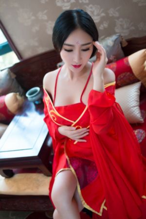 欧美尻逼逼_720完整视频观看