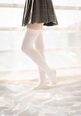 欧美西装壮男搞基图_BD英语超清免费观看