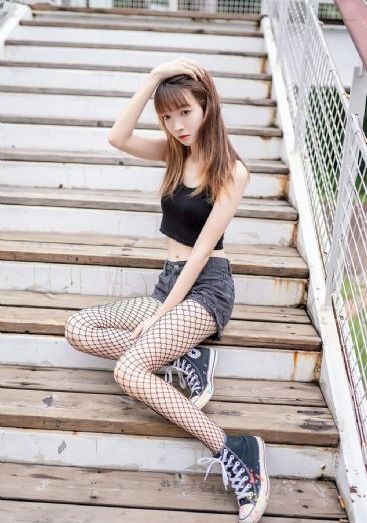 国产品久精国精产拍_超清完整在线观看